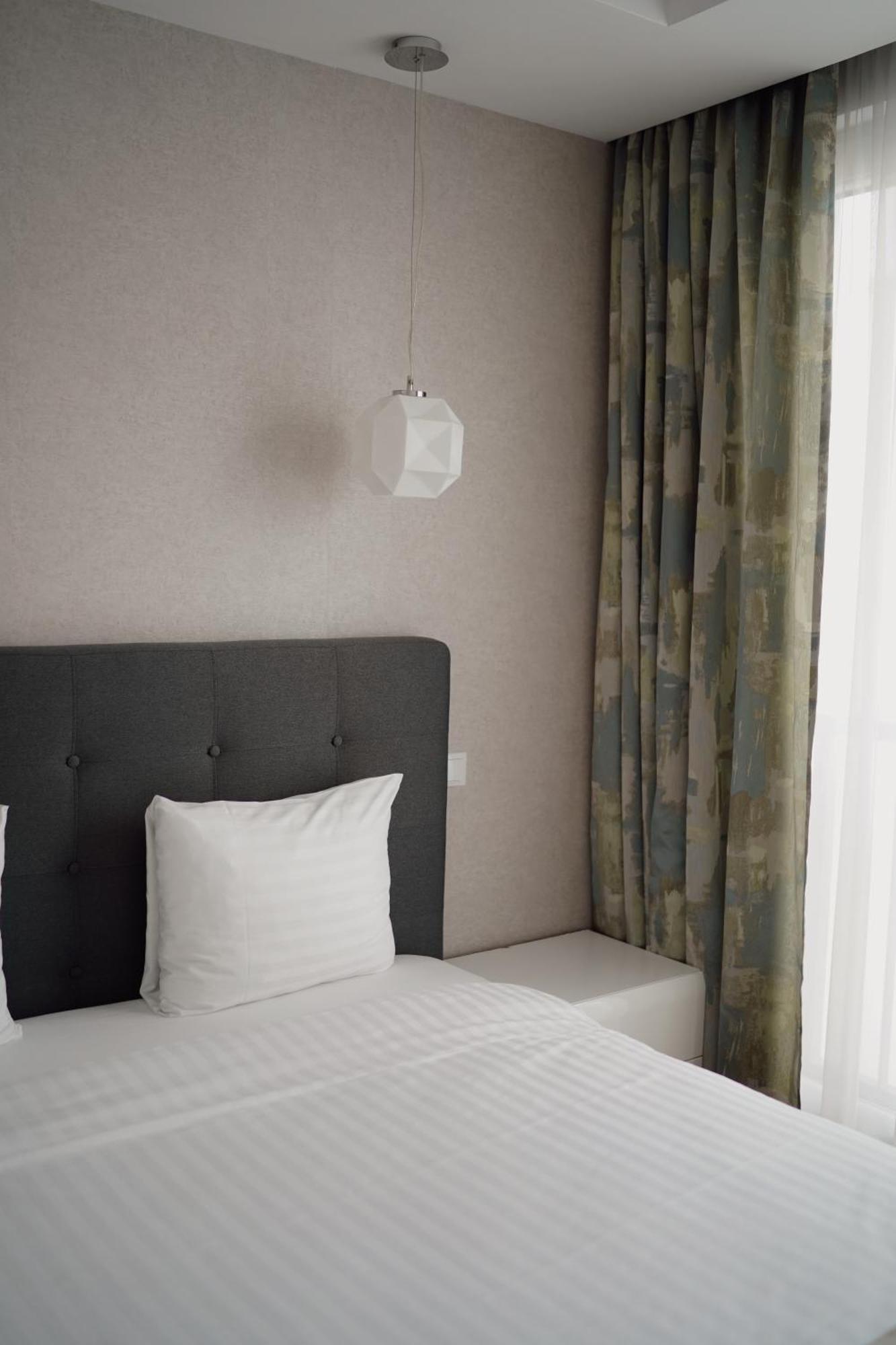 Uba Accommodation Aparthotel Cluj-Napoca Esterno foto